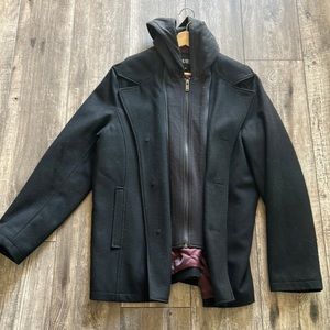 Guess. Men’s pea coat.